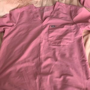 Figs Catarina One pocket top size xlarge in chalk pink